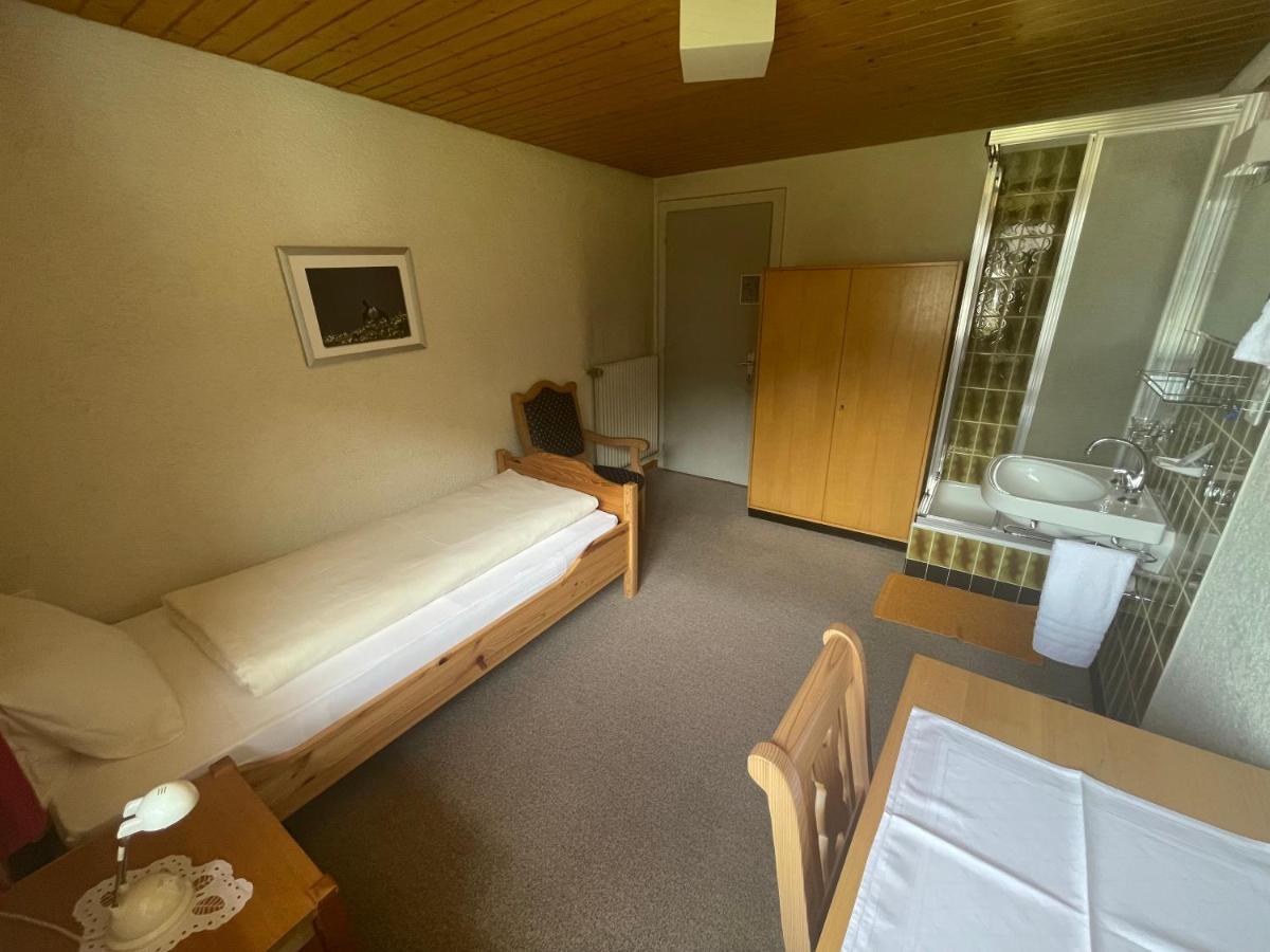 Hotel Restaurant Gommerhof Reckingen ภายนอก รูปภาพ
