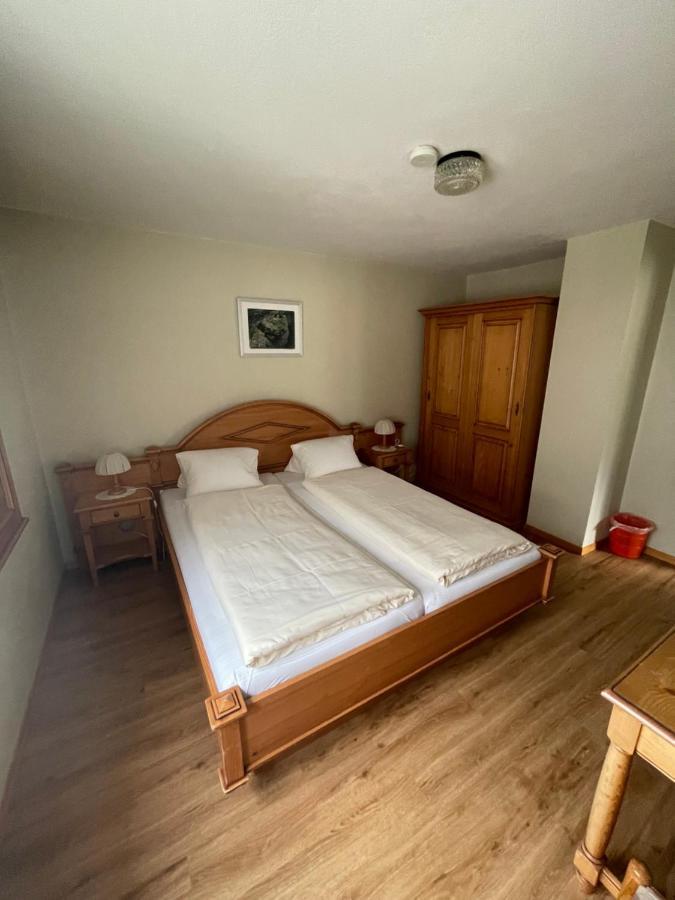 Hotel Restaurant Gommerhof Reckingen ภายนอก รูปภาพ