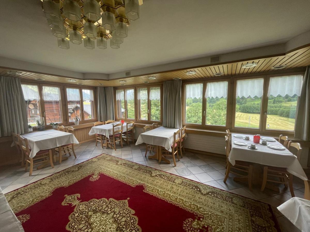 Hotel Restaurant Gommerhof Reckingen ภายนอก รูปภาพ